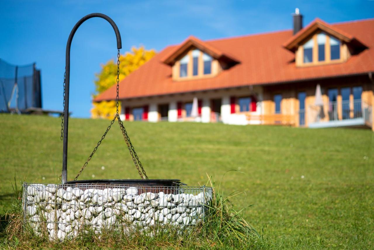 Seehotel Und Appartements Schnoeller Rieden Dış mekan fotoğraf