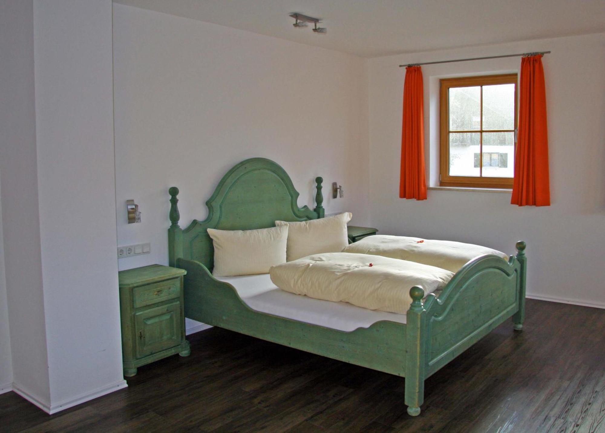 Seehotel Und Appartements Schnoeller Rieden Oda fotoğraf